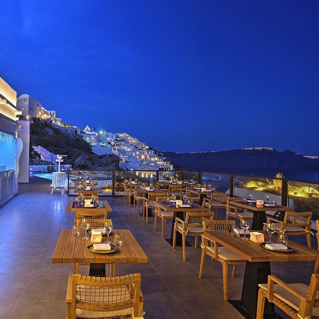 Black Rock Restaurant, Santorini Secret Suites & Spa - Travelive Blog