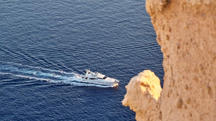 Alexandros Feretti 68 Motor Yacht - Private Yachts in Santorini
