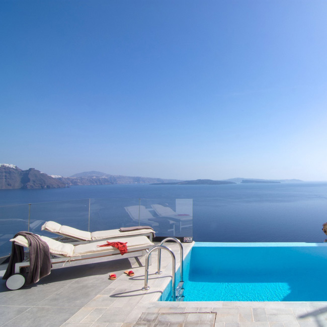Infinity Suite Pool Santorini Secret - Travelive Blog