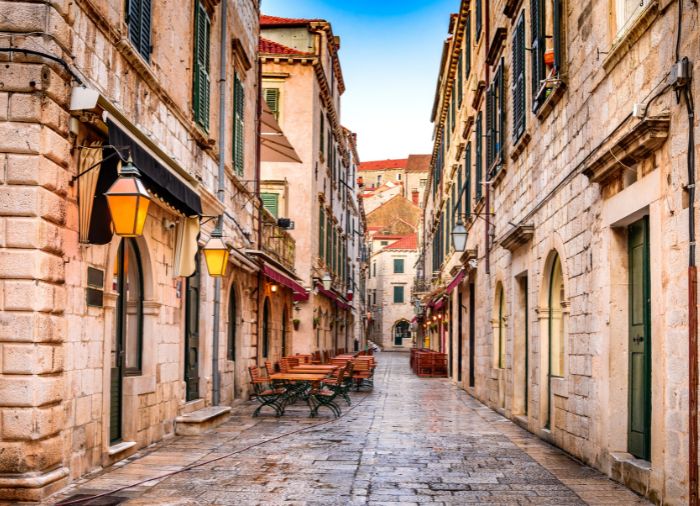 Luxury Vacation in Montenegro, Travelive
