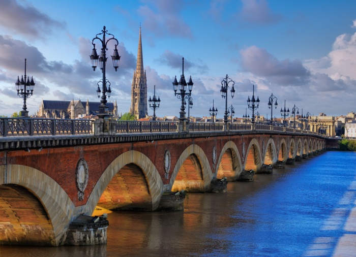 Grand Wine Tour: Champagne to Bordeaux Brac – France Vacation Package Created By Travelive