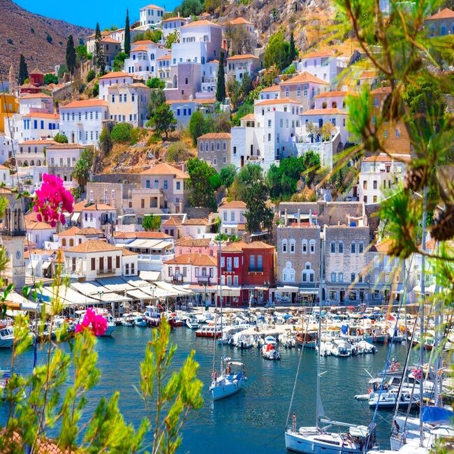 Hydra island – beautiful beaches, Greece holiday destinations, relax with Travelive