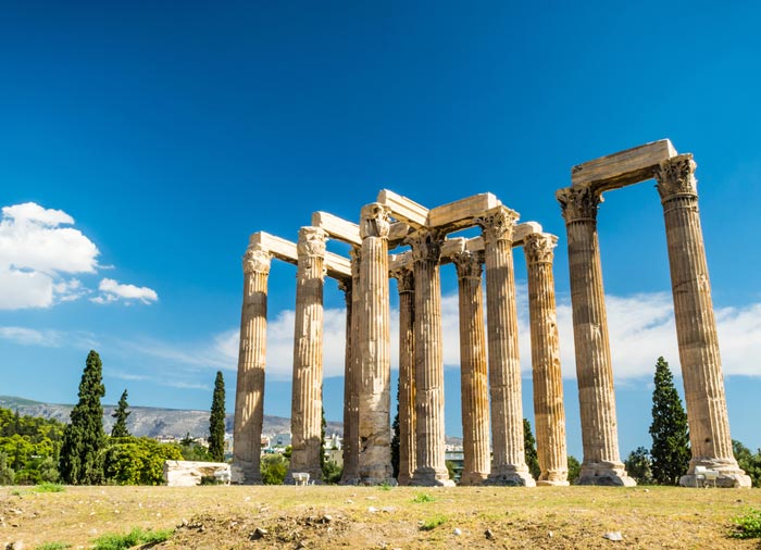 Temple of Zeus – Explore Athens honeymoon package with Travelive, luxury travel agency