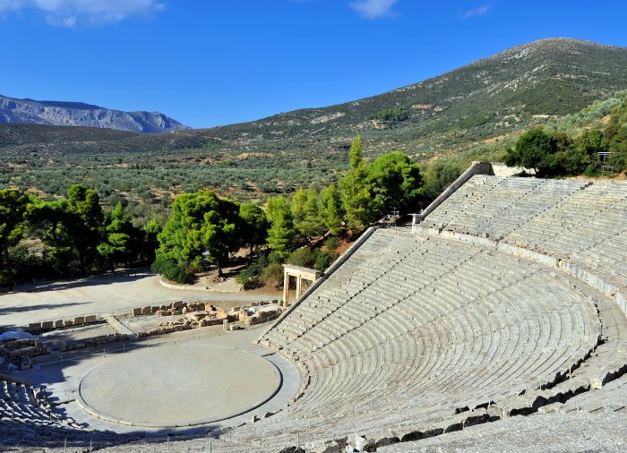 Greece vacation tours with Travelive, luxury travel agency