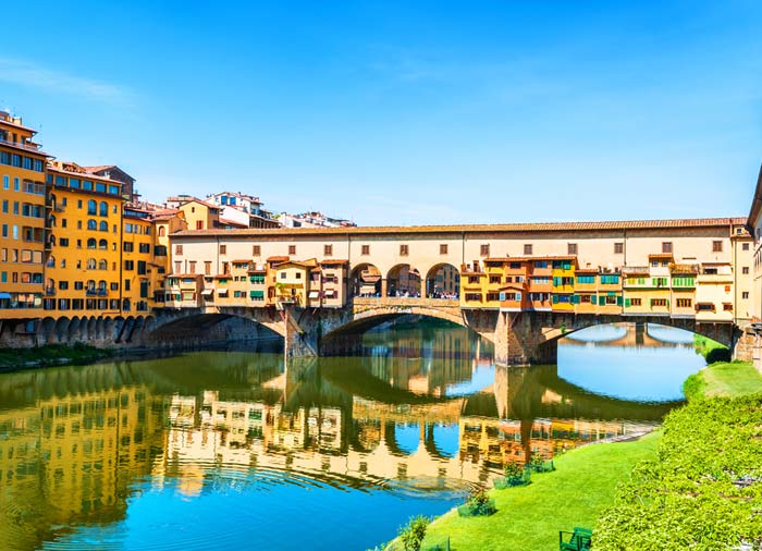 Ponte Vecchio Bridge – Florence honeymoon tours with Travelive, luxury travel agency