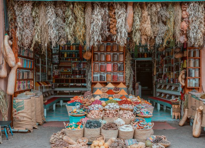 honeymoon packages with Travelive, luxury travel agency