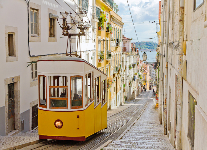 The Wonders of Spain and Portugal, Lisbon tram, Travelive