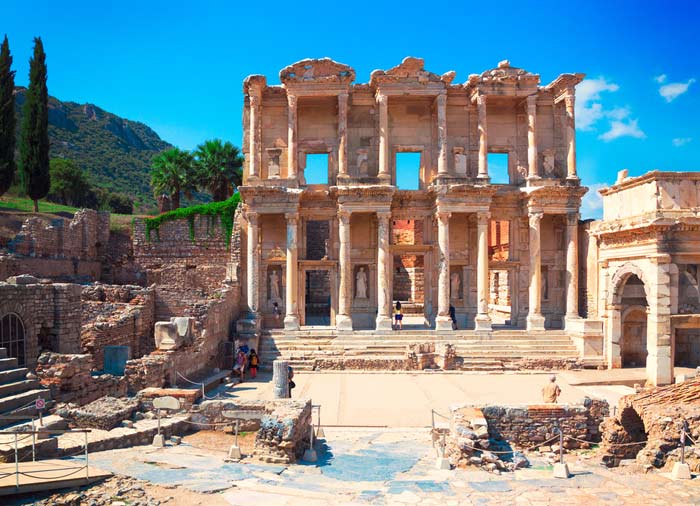 Celsius Library – Ephesus Tours from Kusadasi with Travelive, Luxury Travel Agency